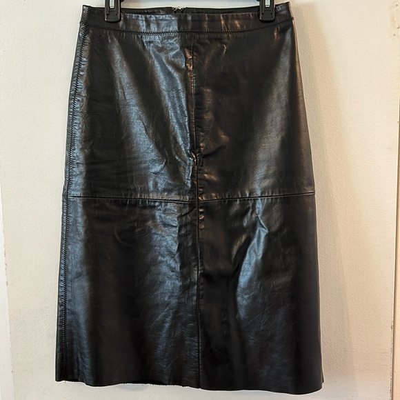 GAP Dresses & Skirts - Y2K GAP Leather Skirt